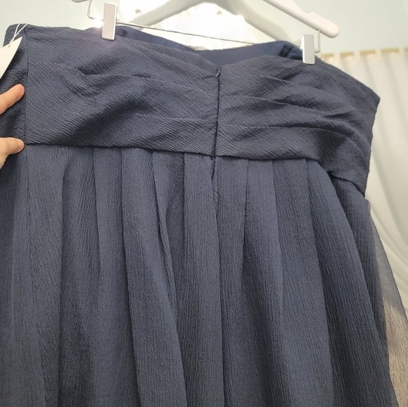 Vera Wang Bridesmaids Dress - Picture 5 of 10